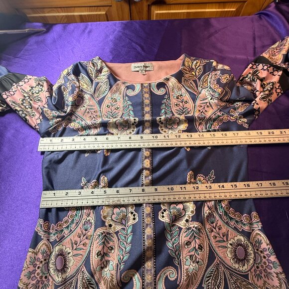 New πShelby & Palmer Beautiful Floral Shift Dress w/ Eye-catching Bell Sleeves - Picture 7 of 14